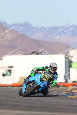 media/Dec-05-2024-Racers Edge (Thu) [[e102e0690b]]/3-B Group/Session 5 (Turn 16)/